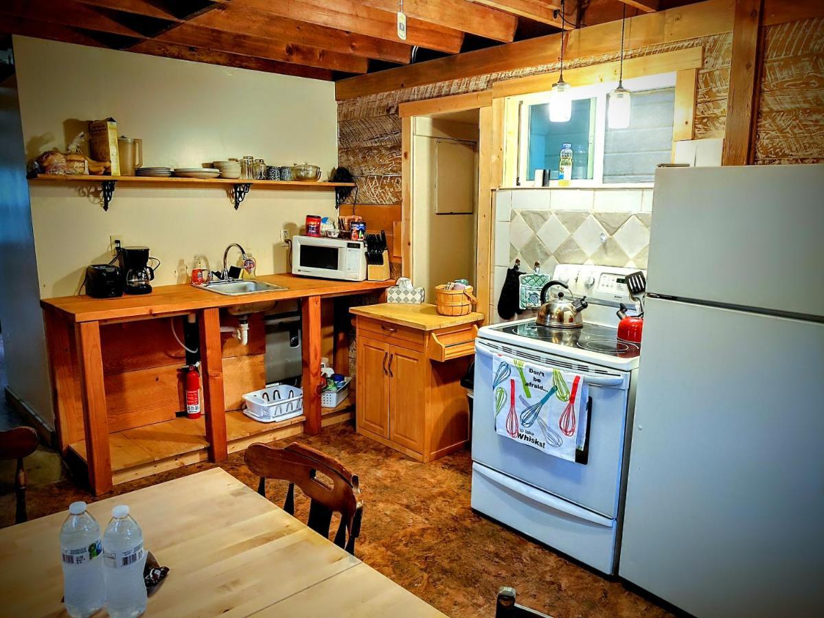 Three Bears Inn Saint Anthony Bagian luar foto