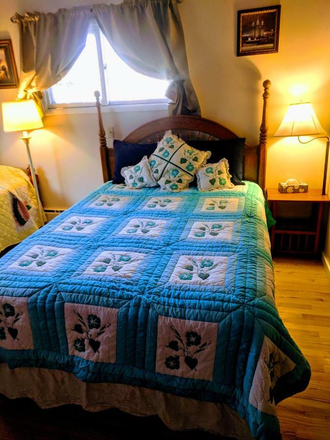 Three Bears Inn Saint Anthony Bagian luar foto