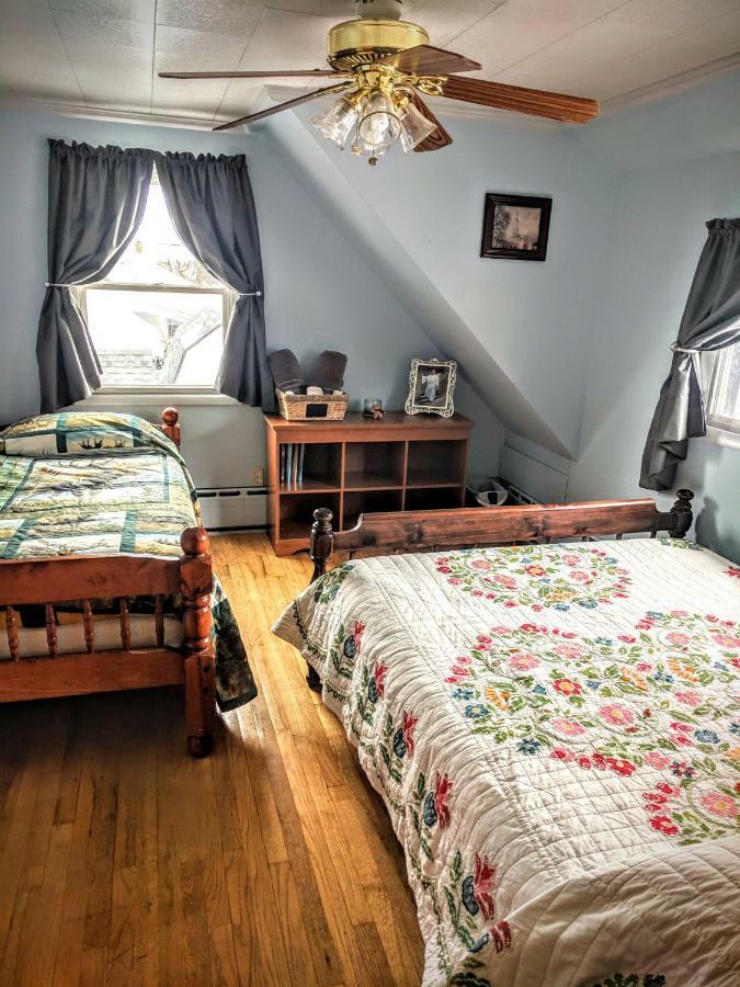 Three Bears Inn Saint Anthony Bagian luar foto