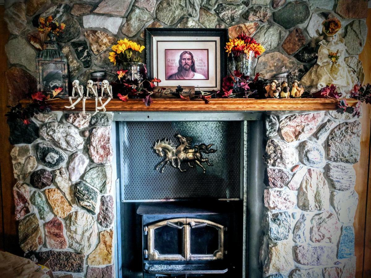 Three Bears Inn Saint Anthony Bagian luar foto